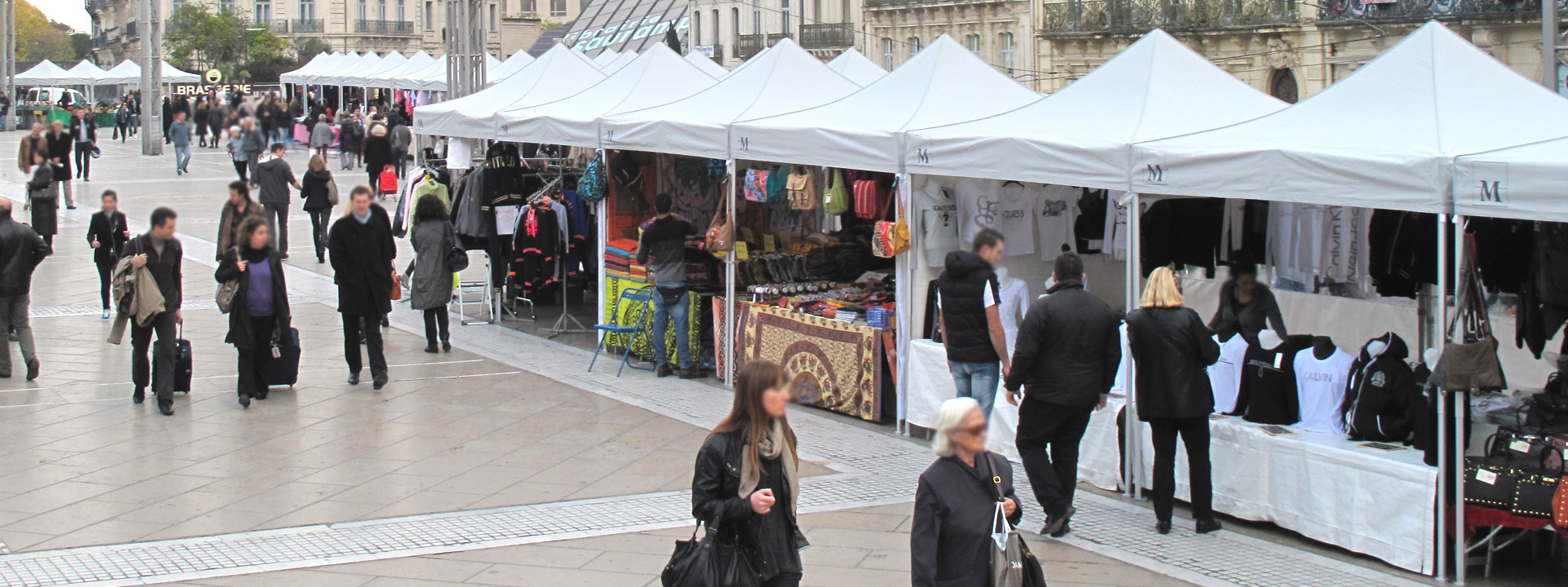 stands pliables quicktent